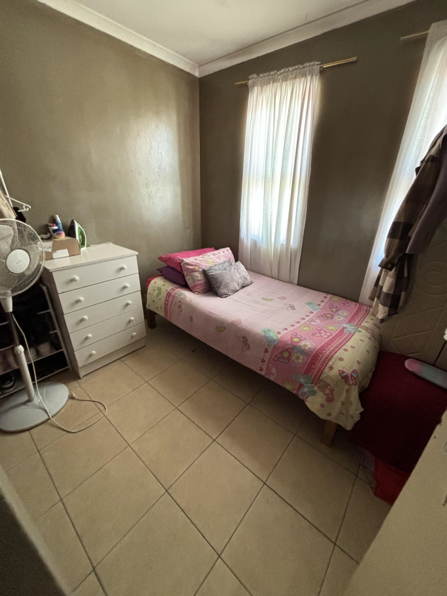 2 Bedroom Property for Sale in Harmony Village Western Cape